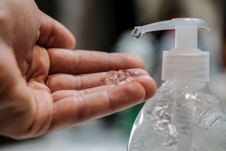 School suspends lessons due to lack of sanitizer