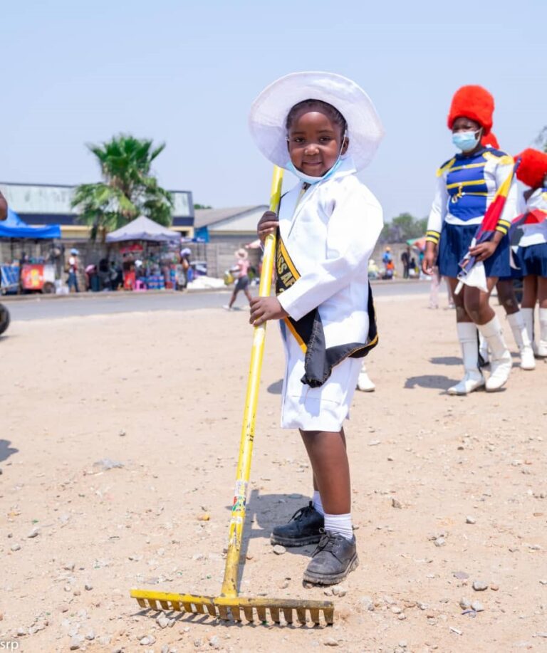 5 year old Victoria Primary pupil leads clean-up campaign