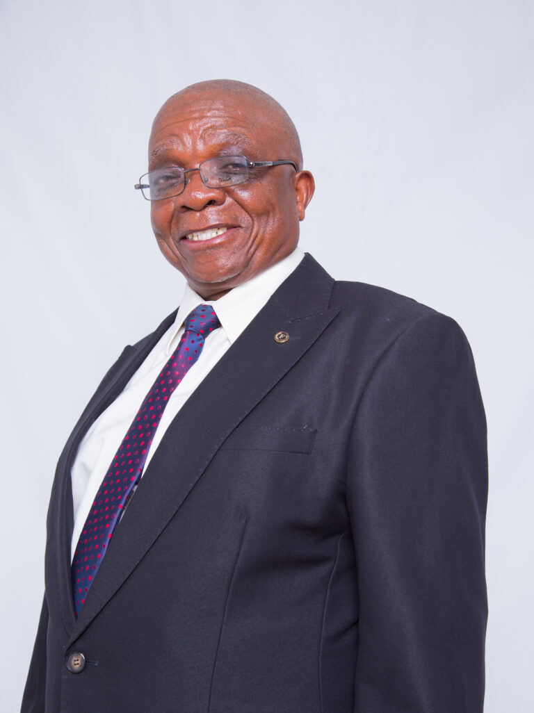 Veteran educationist Mutsambiwa joins Junior High as substantive head