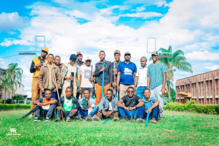 Manhede Bulldogs win Masvingo Pool Independence trophy