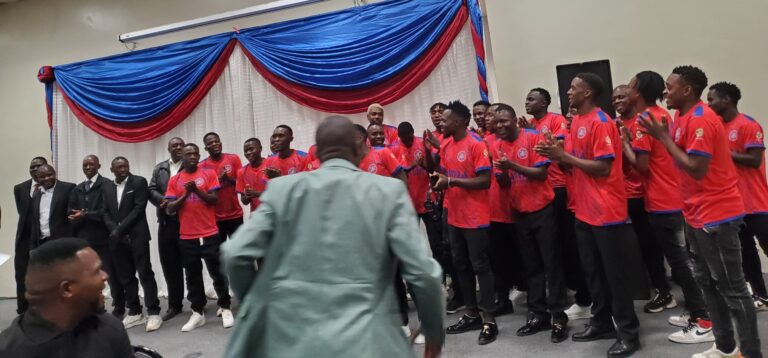 Una Una vows to return to PSL