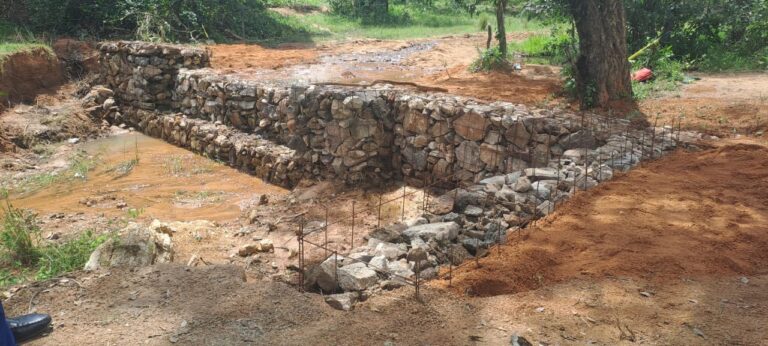 Villagers take charge to stop gully threatening Tugwi Mukosi Dam