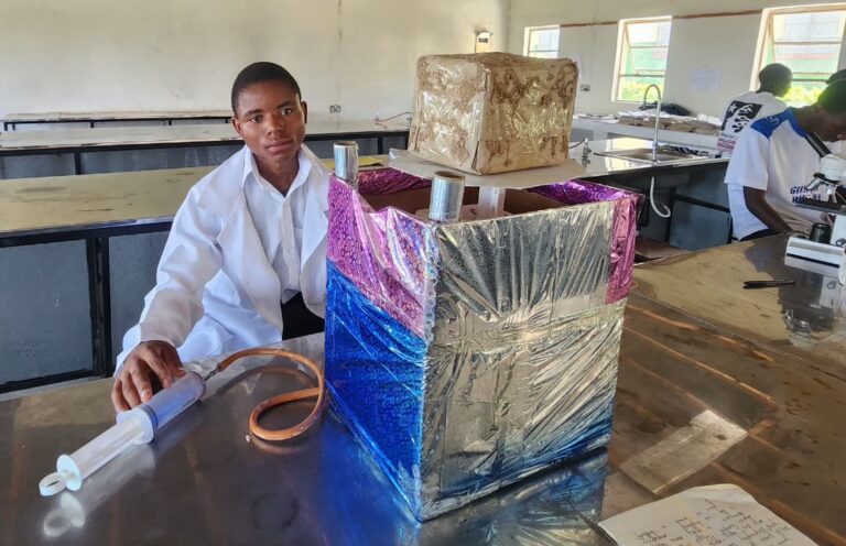 Zaka high learner invents sunflower oil hydraulic jack, seeks sponsorship to fulfil ambition